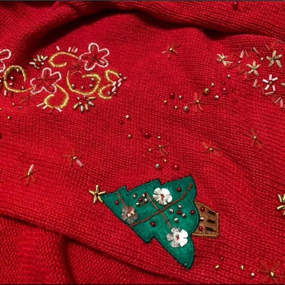 Christmas Sweater - Picture 4 of 4
